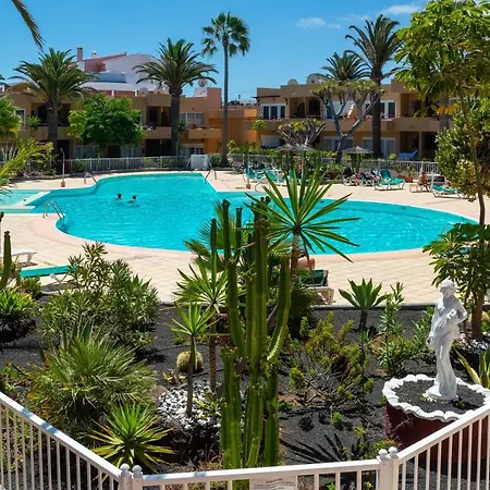 Casa Lucien - Newly Refurbished With Swimming Pool - Ideal For Couples Apartment Corralejo