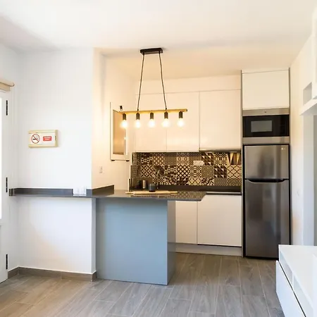 Casa Lucien - Newly Refurbished With Swimming Pool - Ideal For Couples *